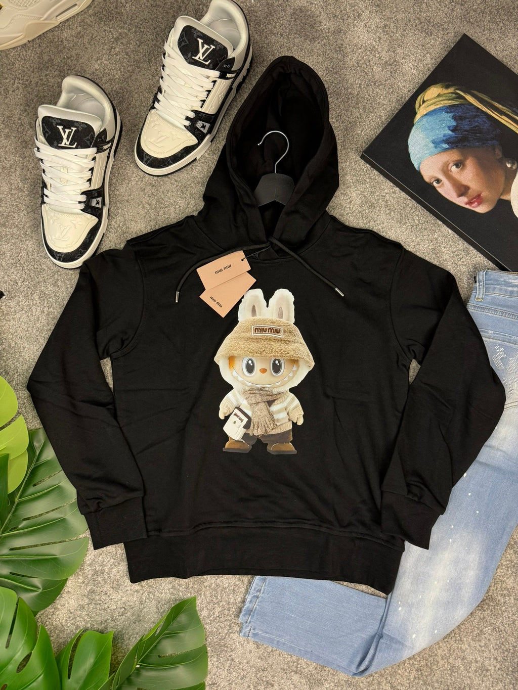 Miu Miu Duks Black / Crna