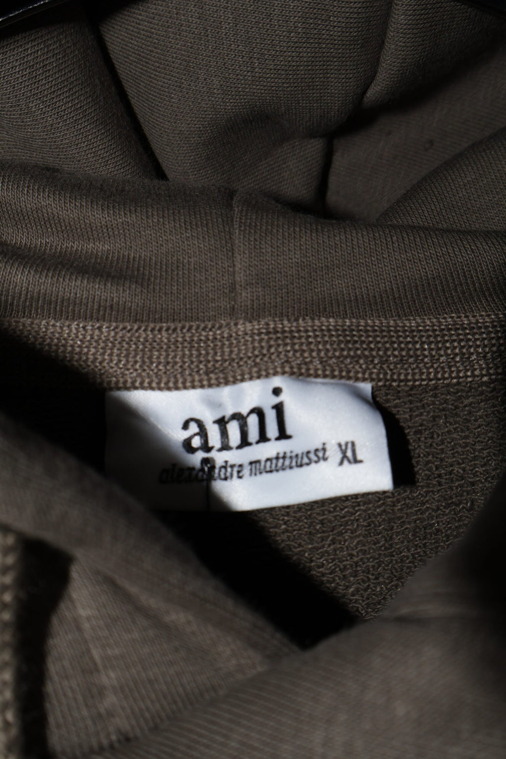 Ami Duks "Siva/ Olive Green"