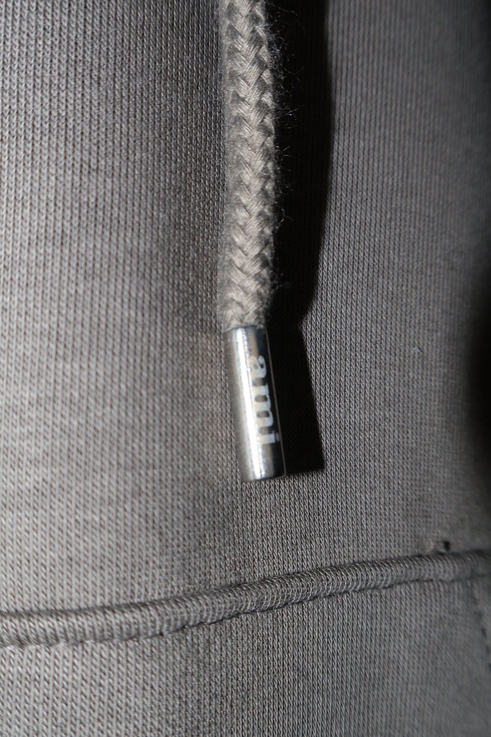 Ami Duks "Siva/ Olive Green"