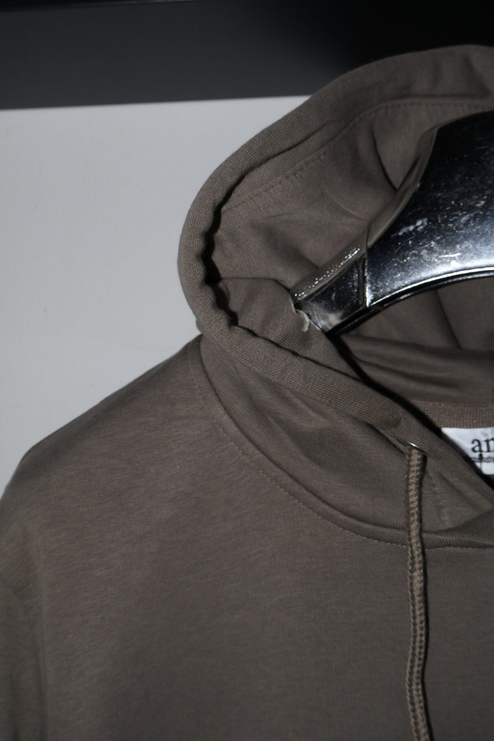 Ami Duks "Siva/ Olive Green"