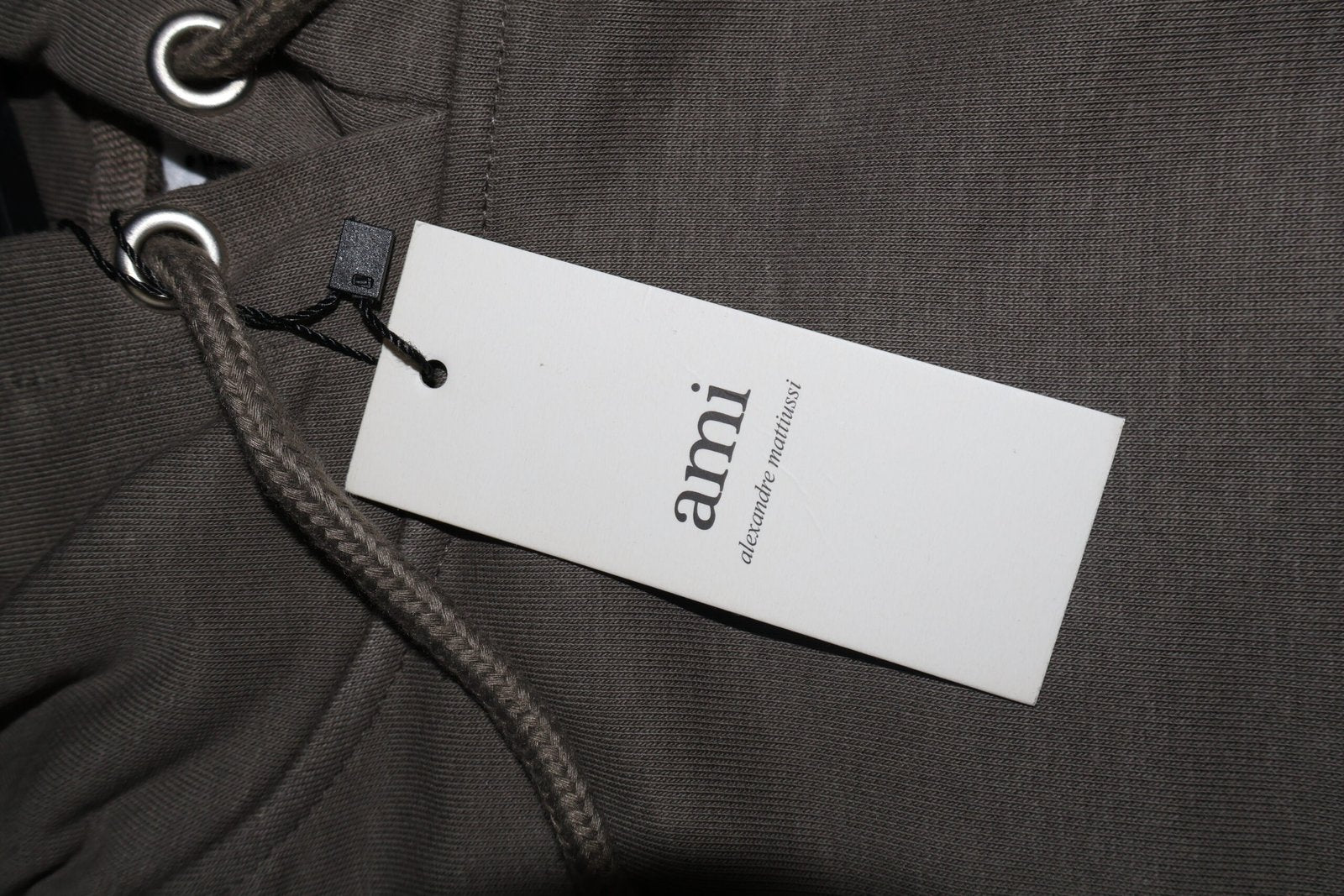 Ami Duks "Olive Green"