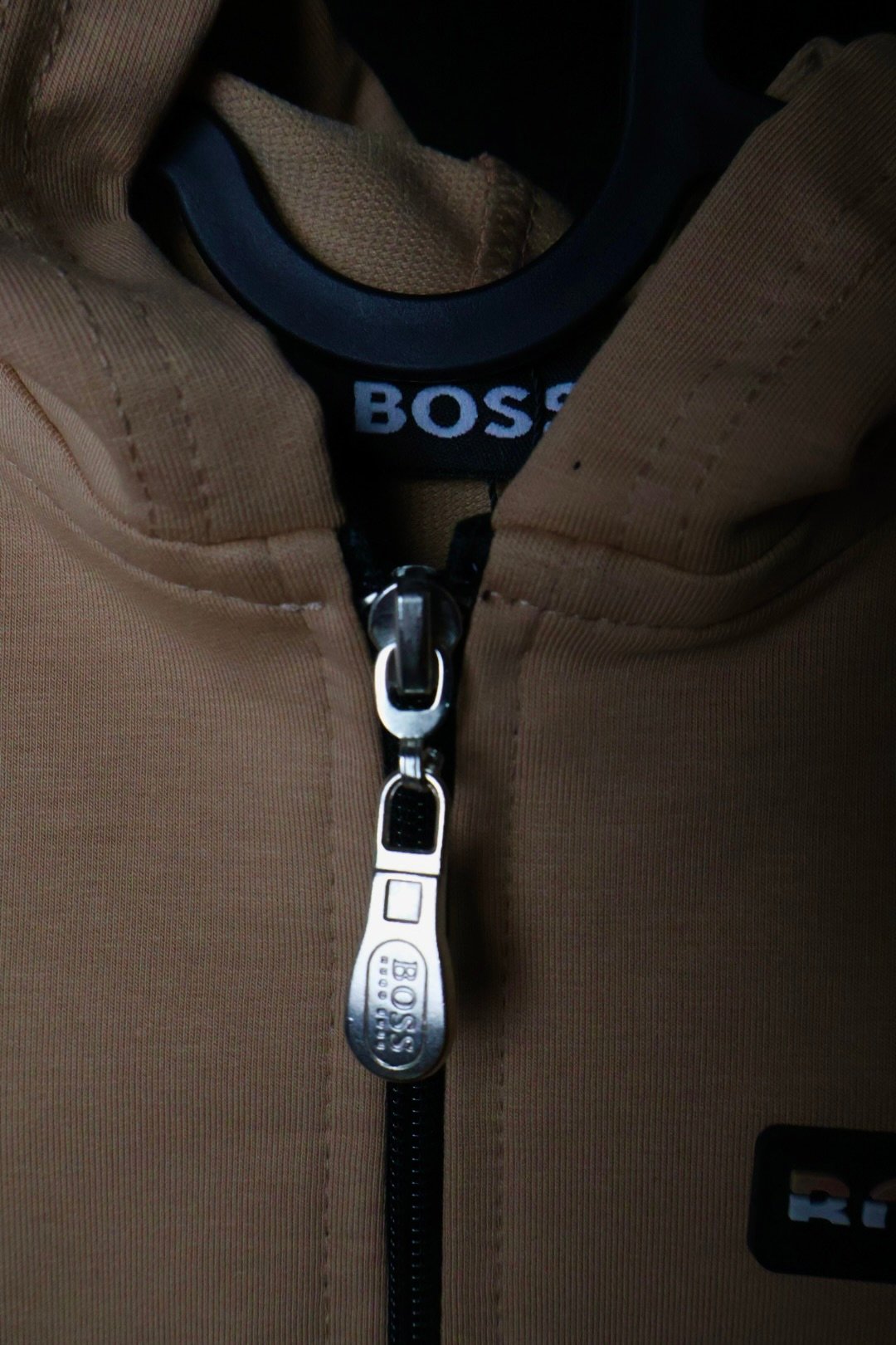 Komplet Boss /  light brown / black and white stripes / Kids