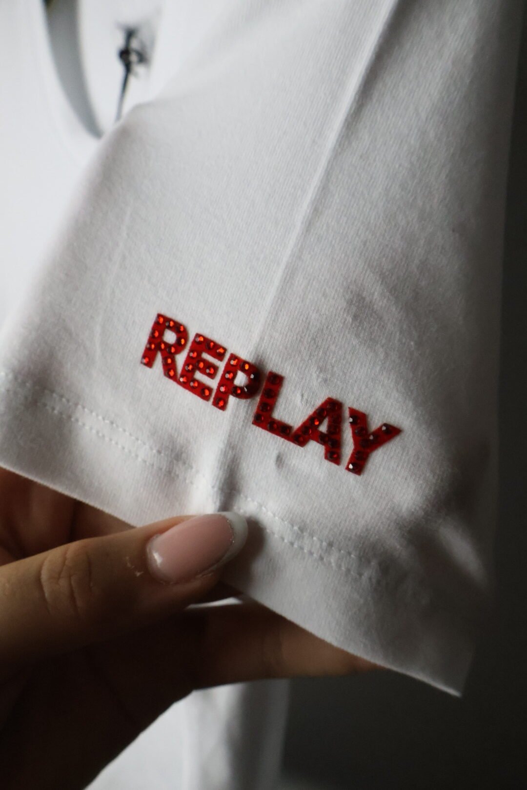 Replay majica / White / Red and black logo
