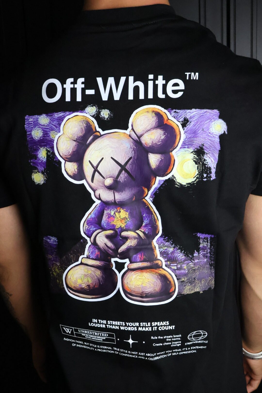 Majica Off-White kratki rukavi crna KAWS