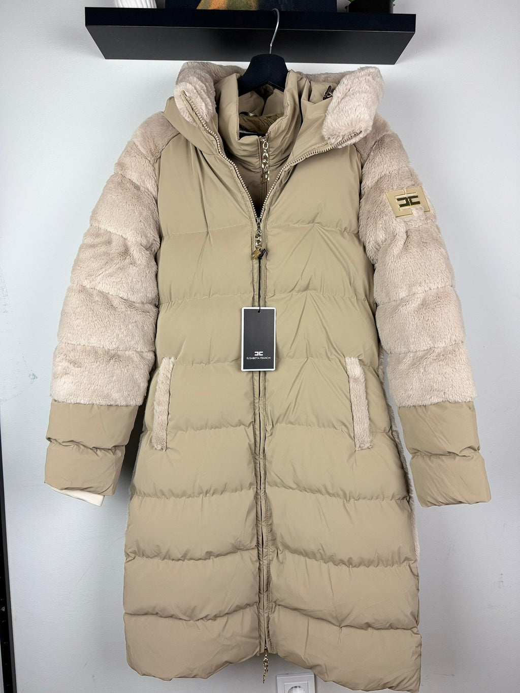 Elisabetta Franchi Beige Down Jakna