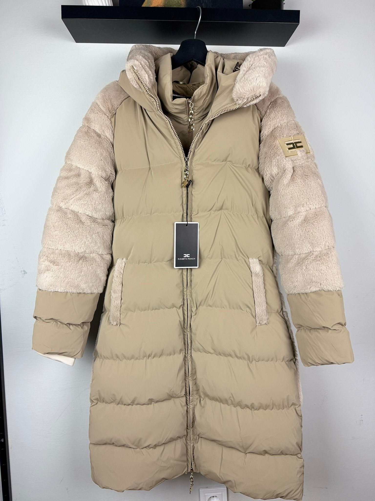 Elisabetta Franchi Beige Down Jakna