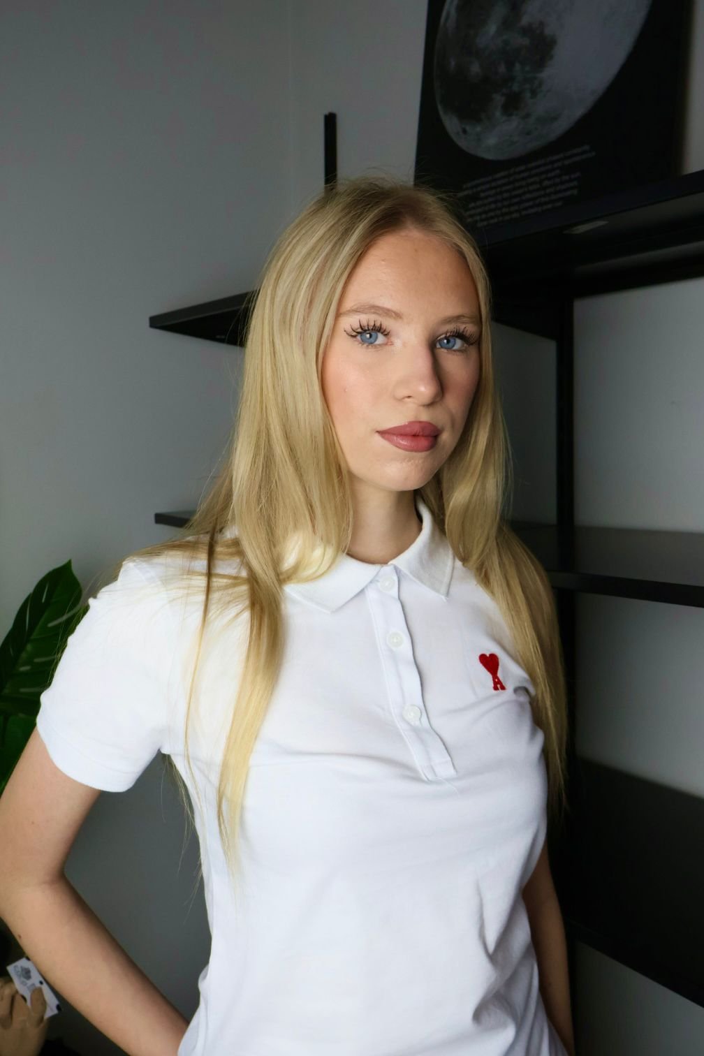 Ami majica / White / Red Logo