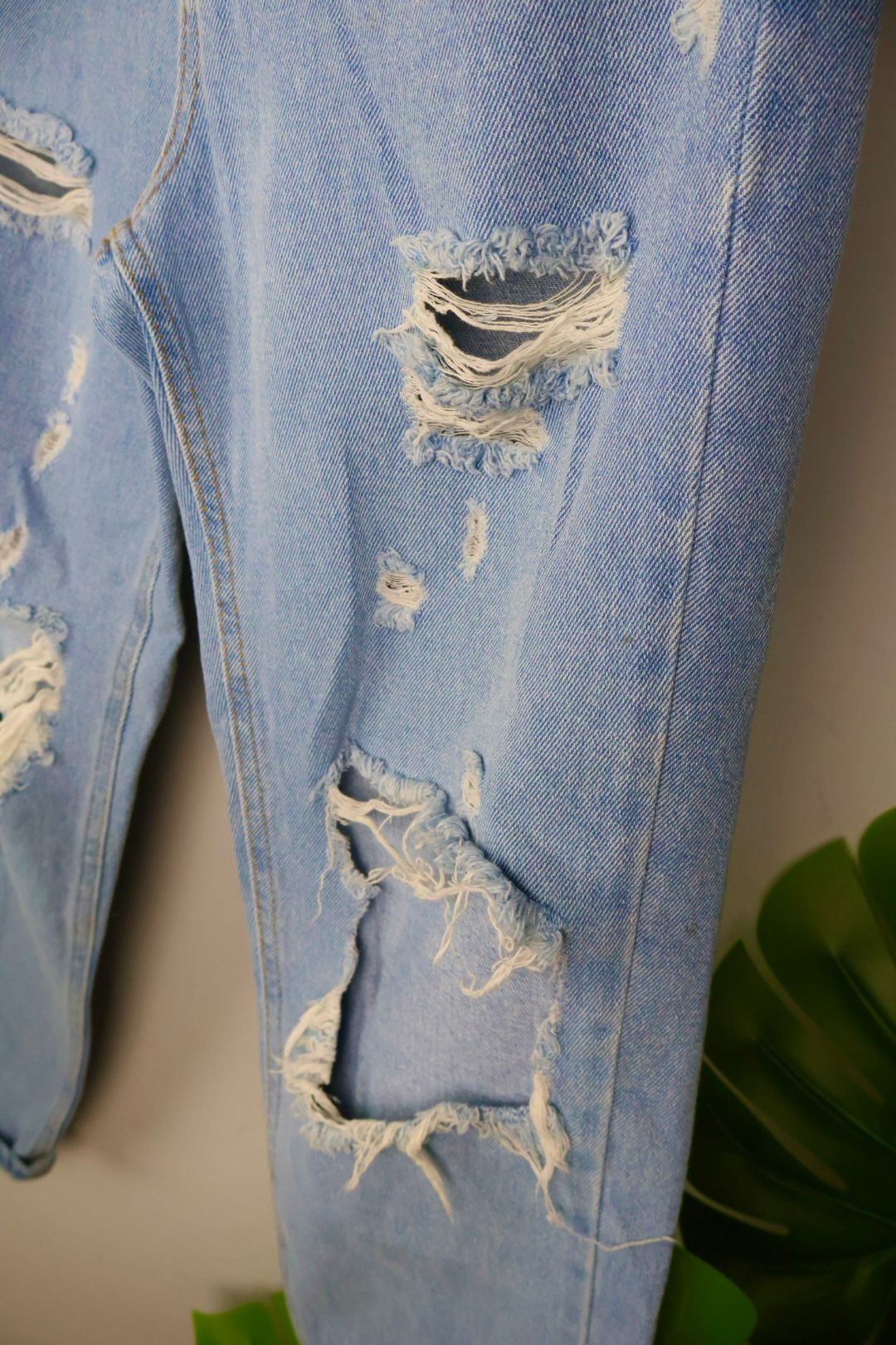 Denim hlače / Poderane / Light Blue
