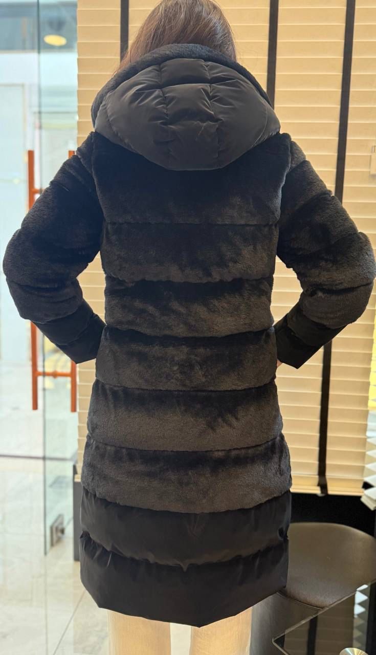 Elisabetta Franchi Black Down Jakna